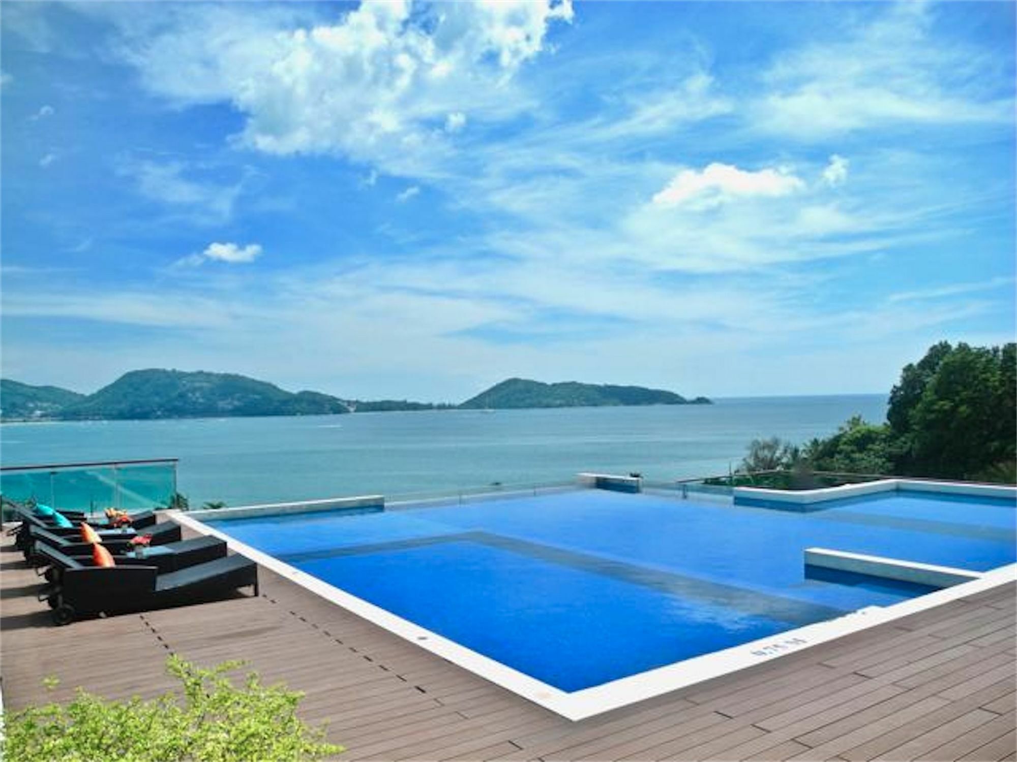 The Privilege Residence : 1 Bedroom Apartment In Patong Экстерьер фото