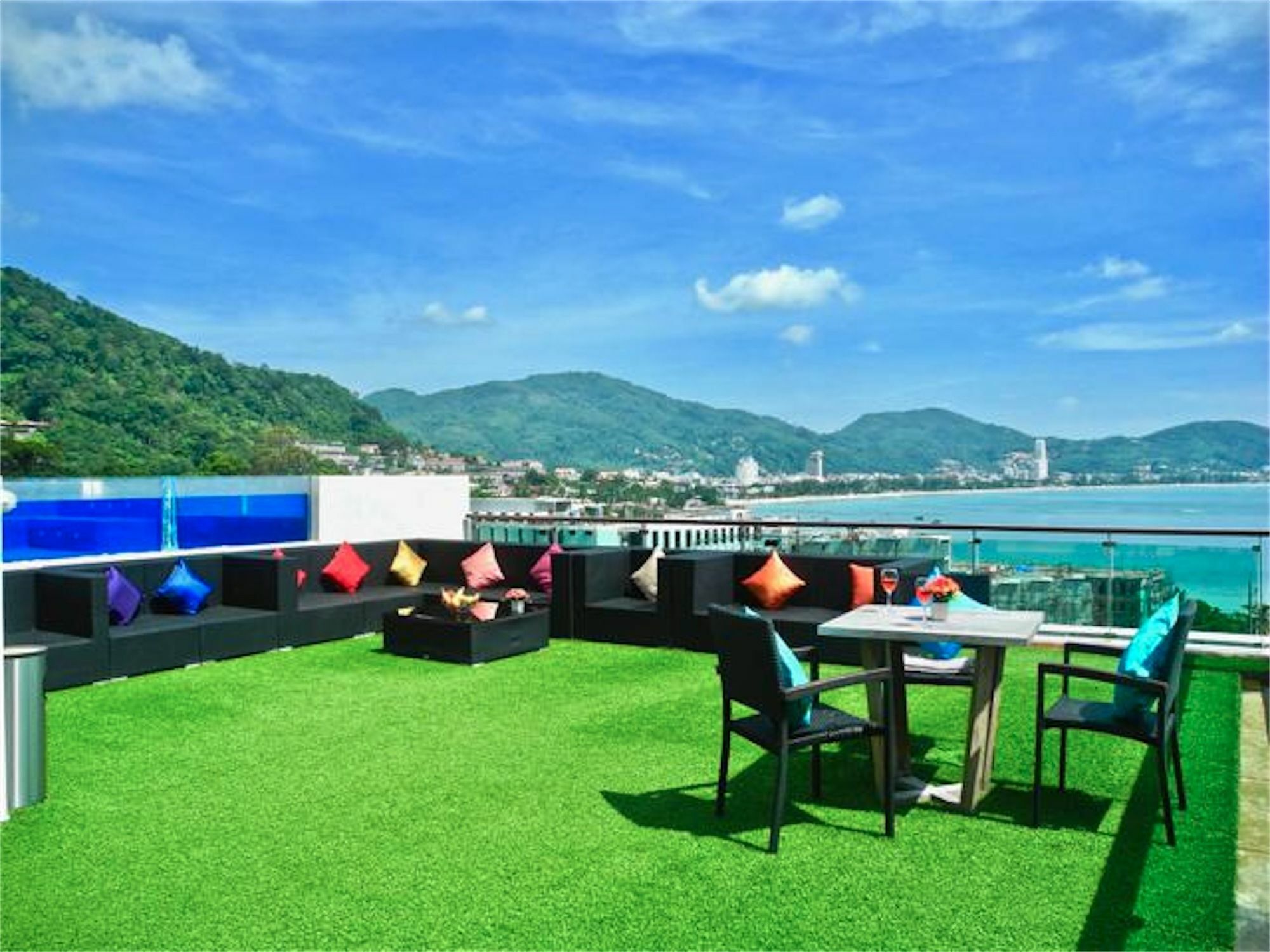 The Privilege Residence : 1 Bedroom Apartment In Patong Экстерьер фото